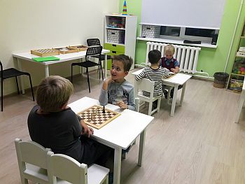 На занятиях по шахматам